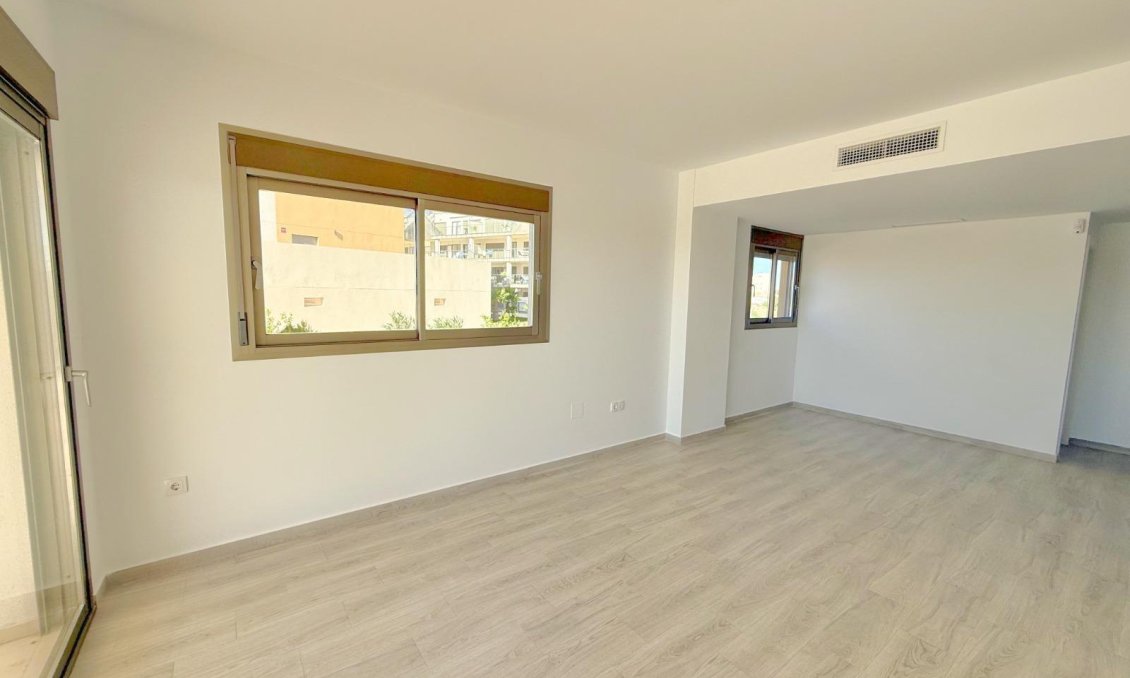 Resale - Apartment -
Orihuela Costa - La Zenia