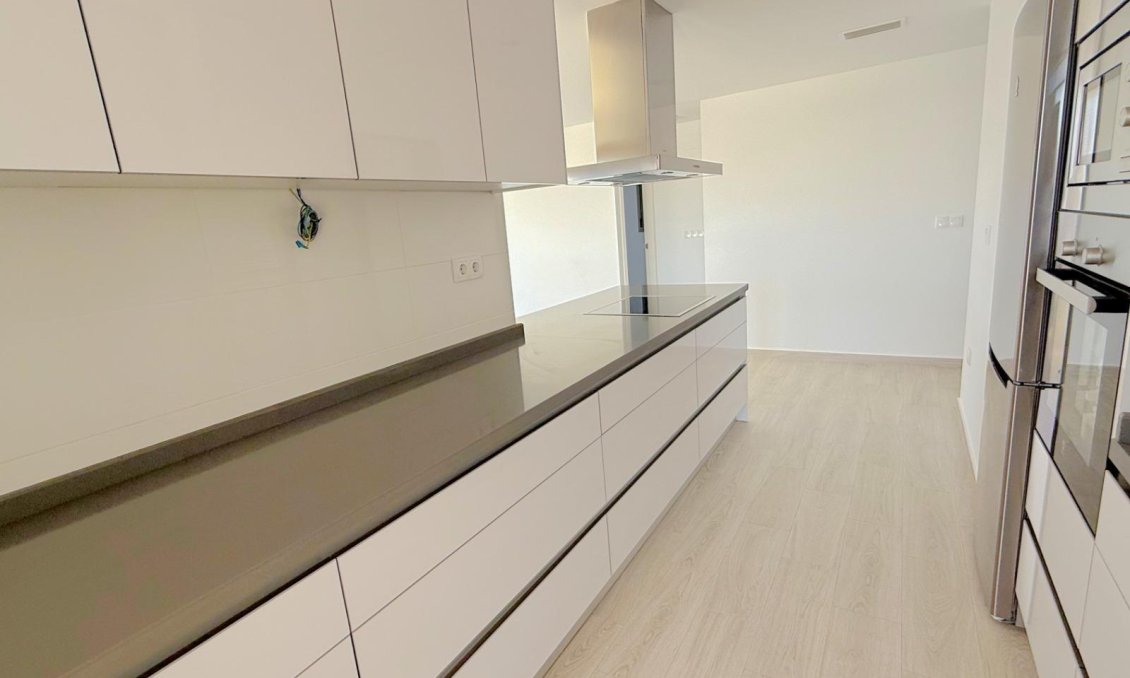 Resale - Apartment -
Orihuela Costa - La Zenia