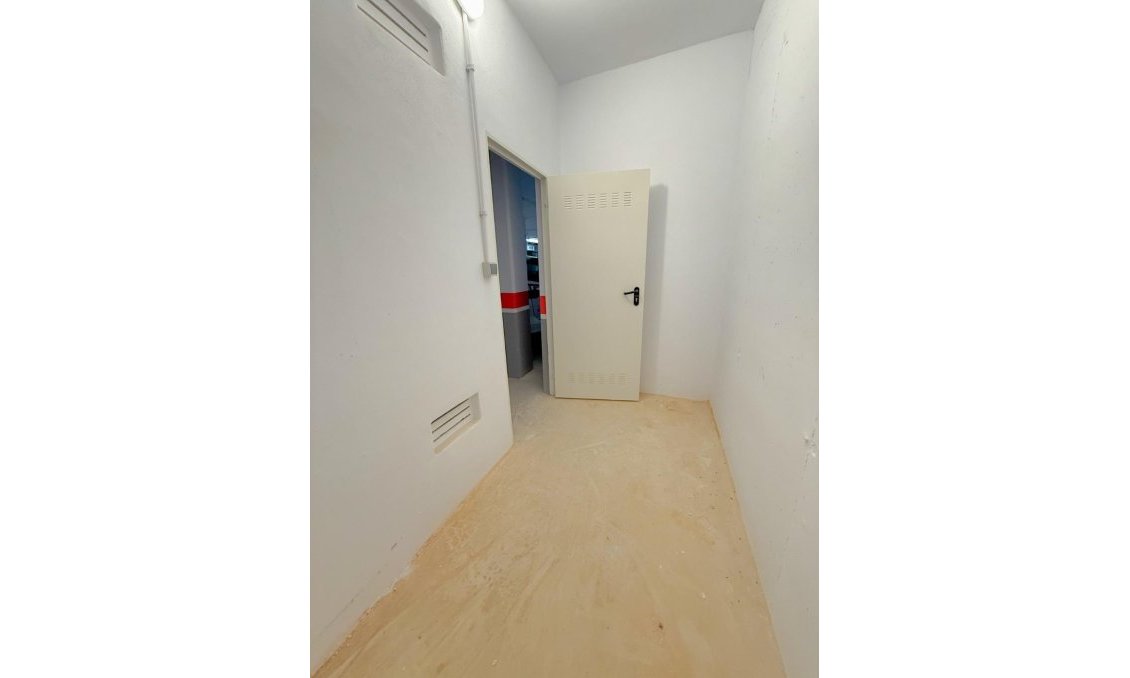 Resale - Apartment -
Orihuela Costa - La Zenia