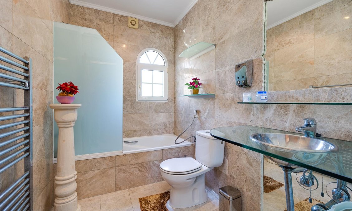 Revente - Villa -
Orihuela Costa - Costa Blanca