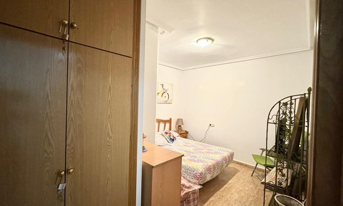 Resale - Apartment -
Torrevieja - Playa del Cura