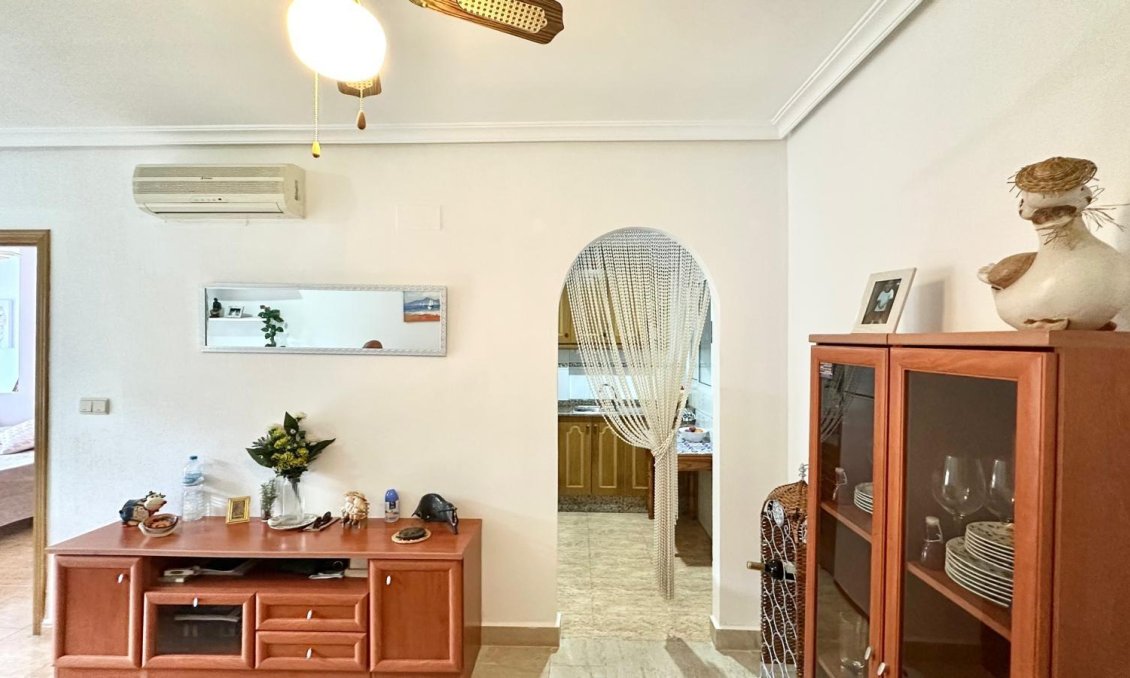 Resale - Apartment -
Torrevieja - Playa del Cura