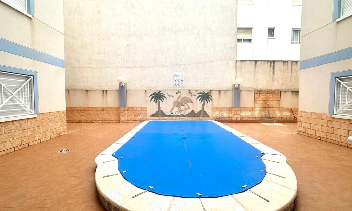 Resale - Apartment -
Torrevieja - Playa del Cura