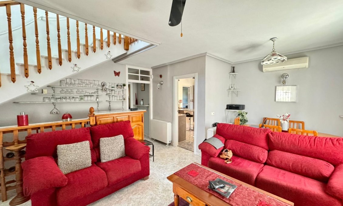 Resale - Villa -
Torrevieja - Costa Blanca