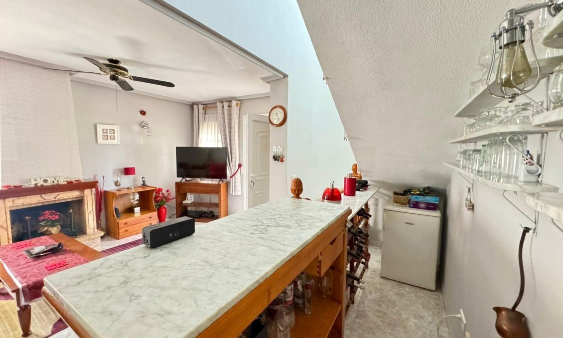 Resale - Villa -
Torrevieja - Costa Blanca