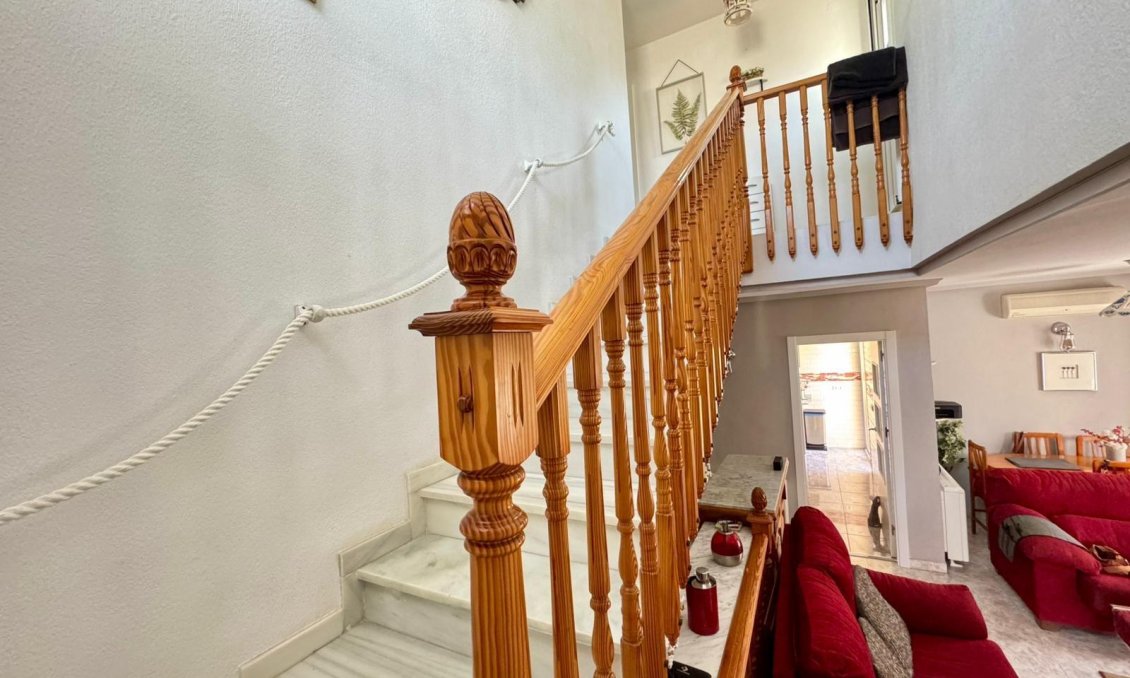 Resale - Villa -
Torrevieja - Costa Blanca