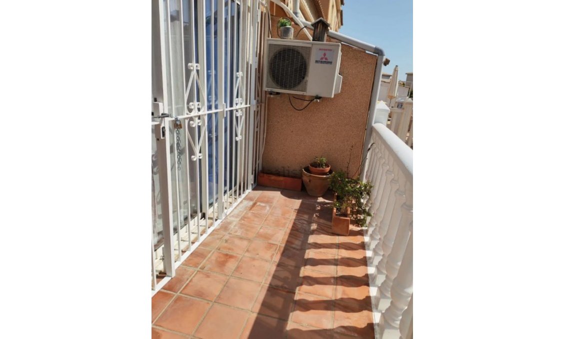 Wiederverkauf - Wohnung -
Albir - Costa Blanca