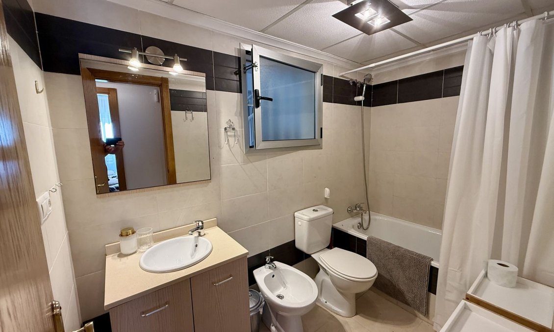 Resale - Apartment -
Torrevieja - Costa Blanca