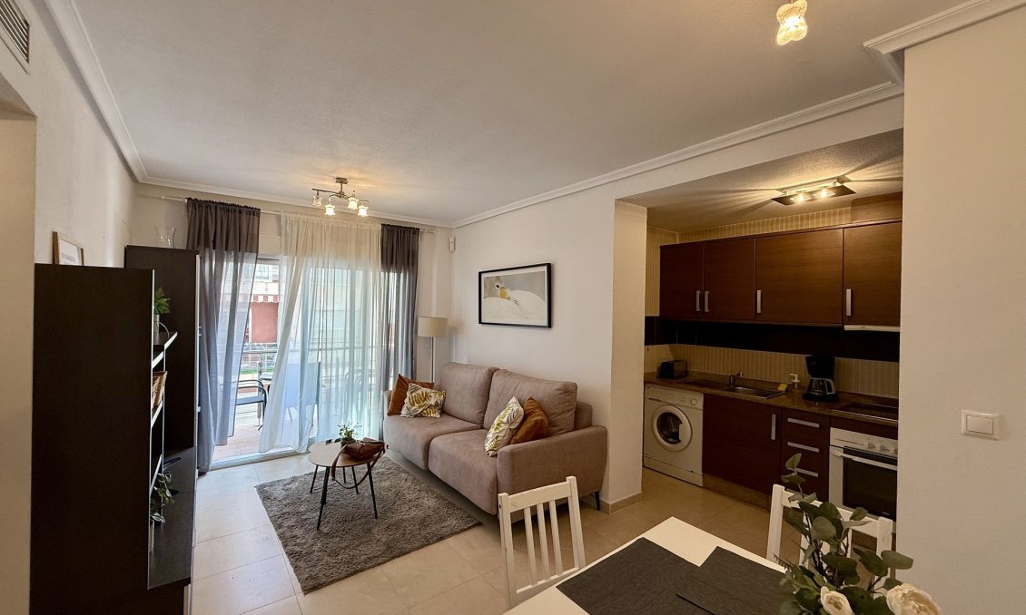 Resale - Apartment -
Torrevieja - Costa Blanca