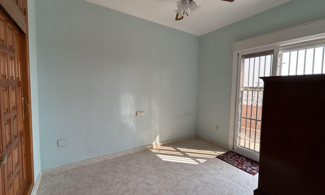 Resale - Villa -
Ciudad Quesada - Costa Blanca