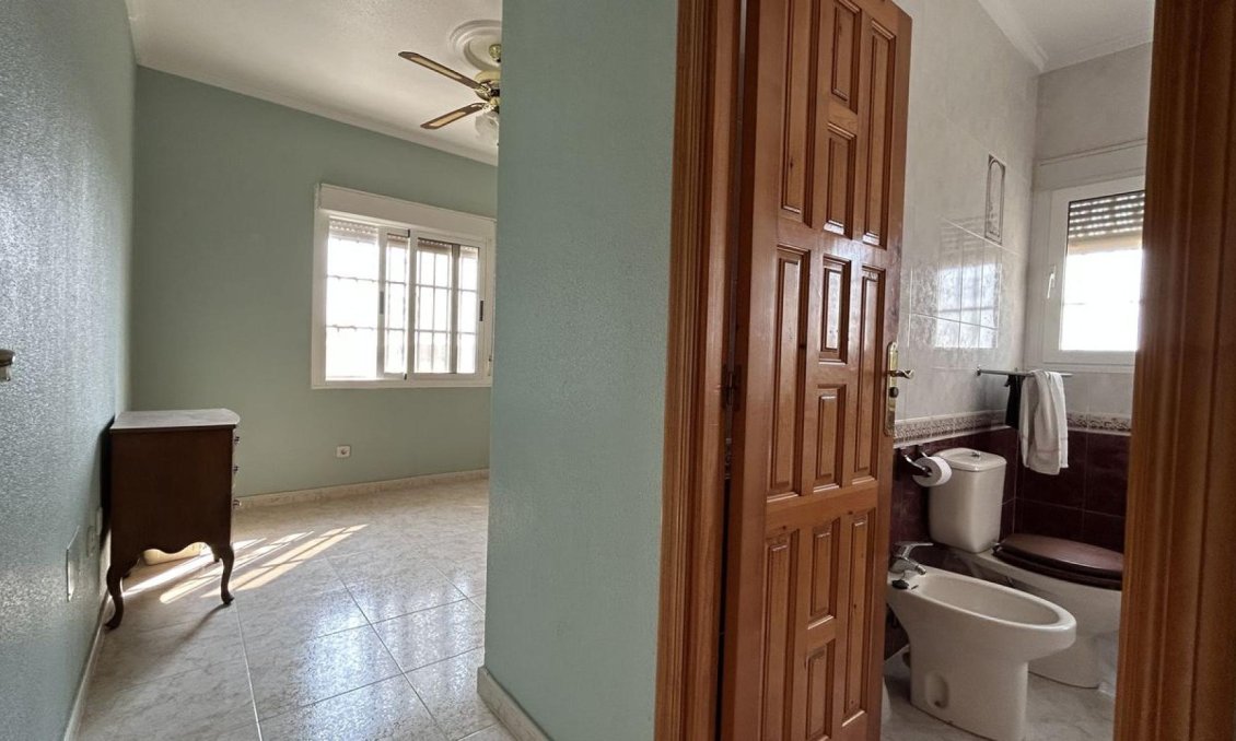 Resale - Villa -
Ciudad Quesada - Costa Blanca