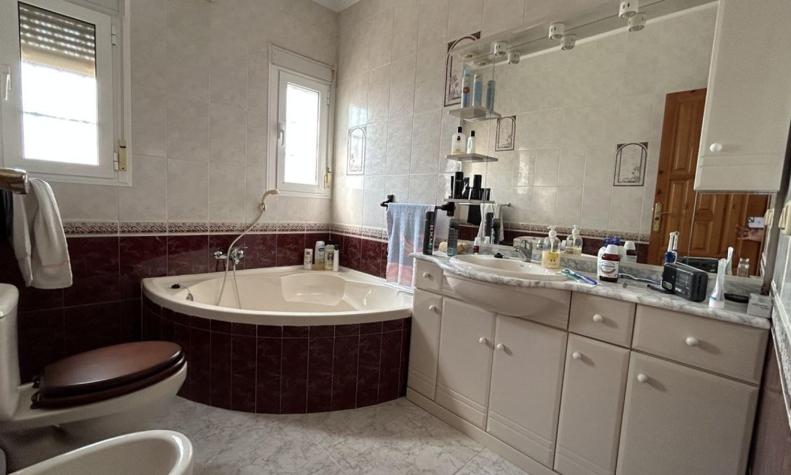 Resale - Villa -
Ciudad Quesada - Costa Blanca