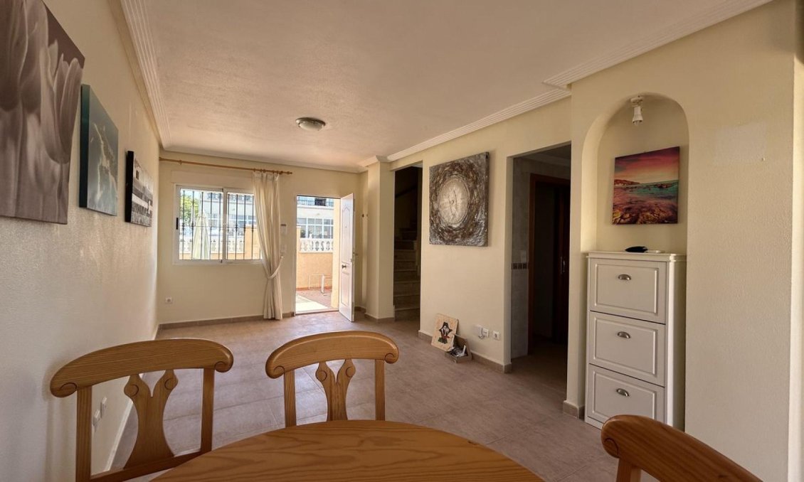 Resale - Town House -
Los Altos - Costa Blanca