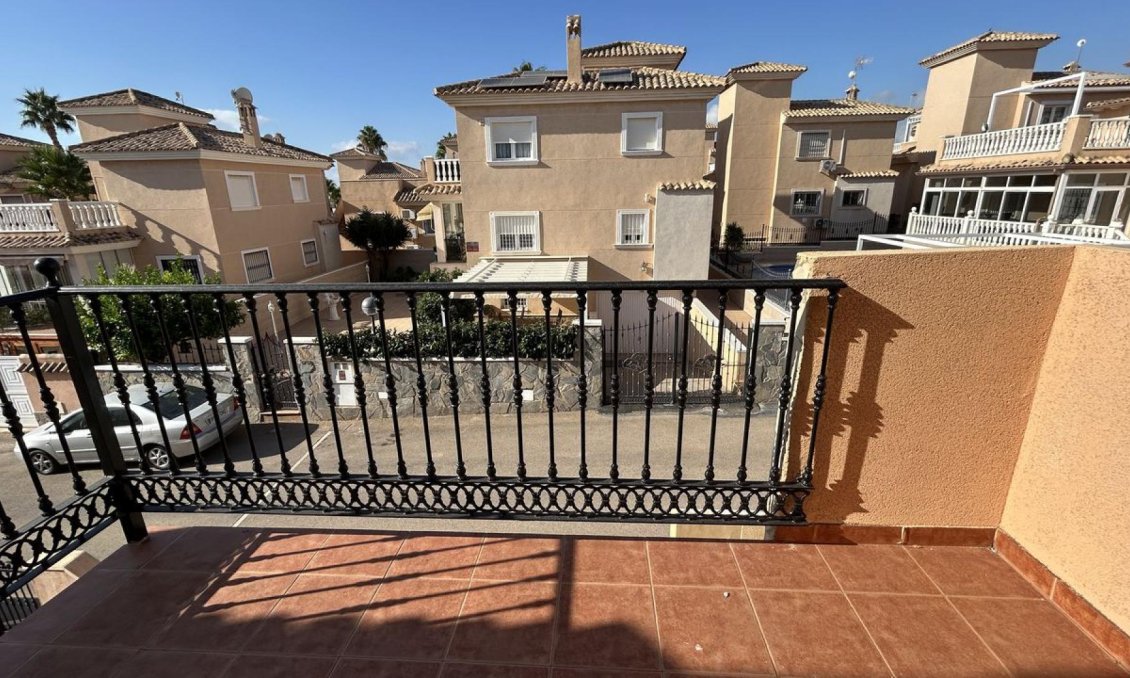 Resale - Town House -
Los Altos - Costa Blanca