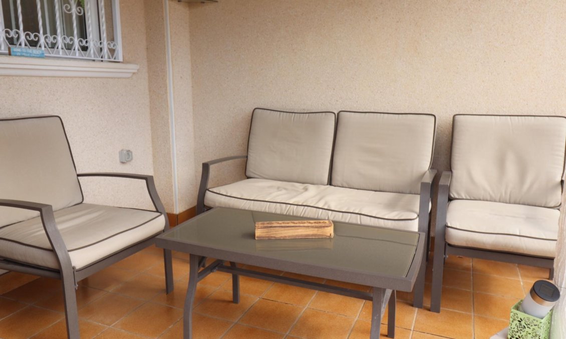 Wiederverkauf - Villa -
Villamartin - Costa Blanca