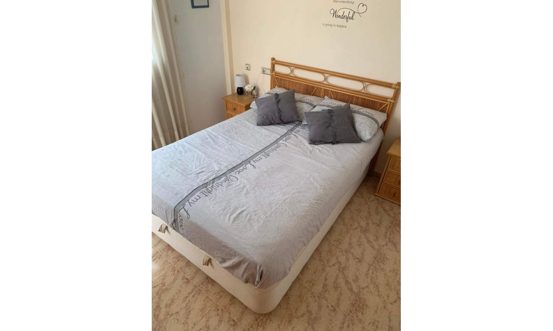 Wiederverkauf - Villa -
Villamartin - Costa Blanca