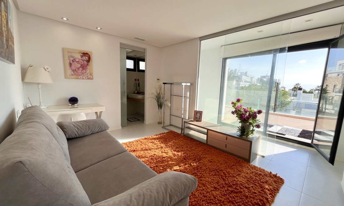 Resale - Villa -
Los Dolses - Inland