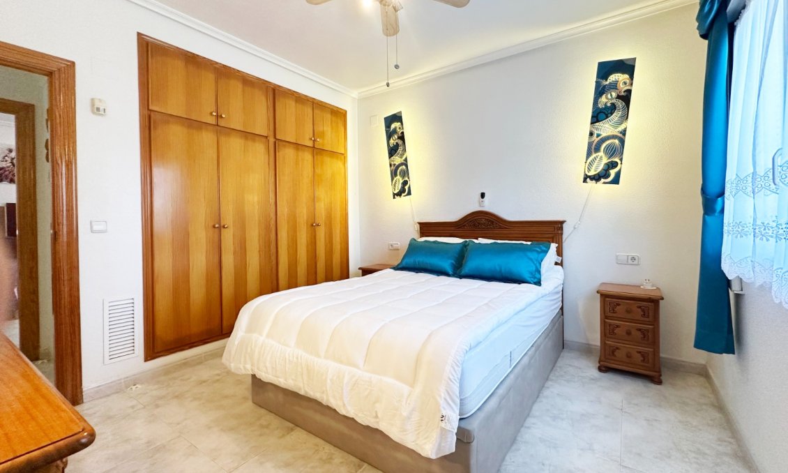 Használt Ingatlanok - Villa -
Orihuela Costa - Costa Blanca