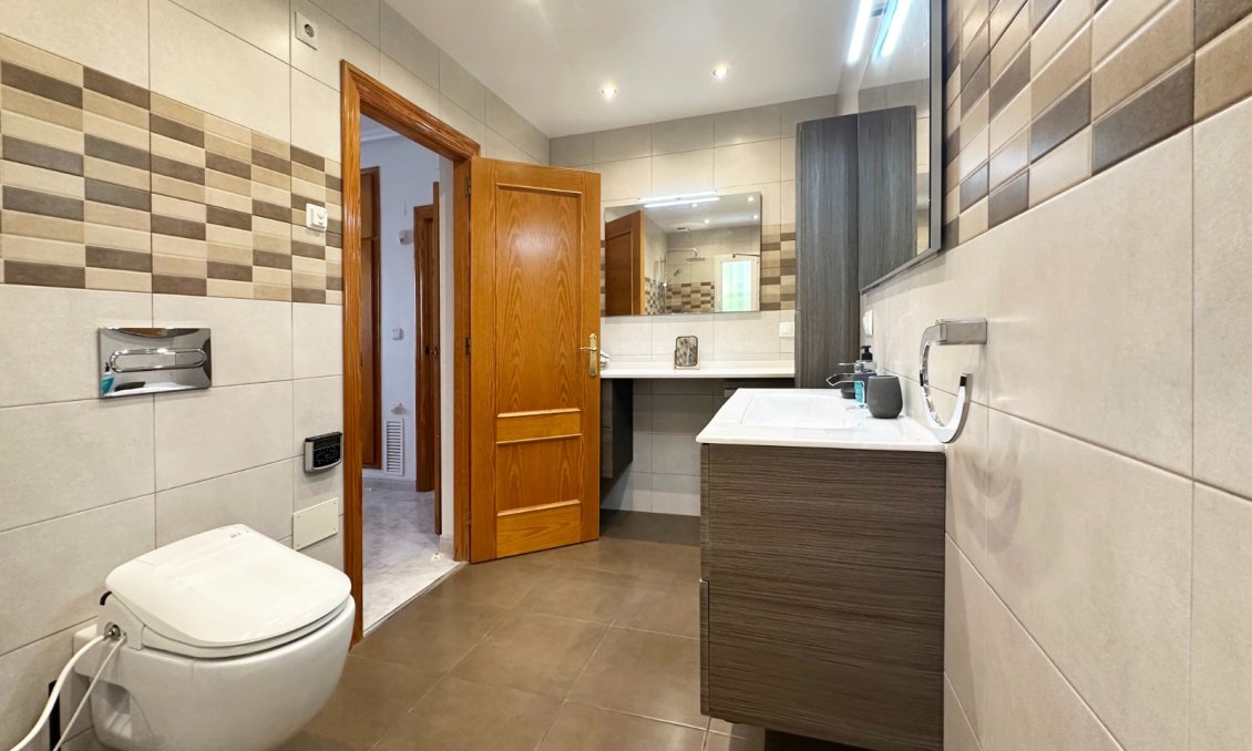 Használt Ingatlanok - Villa -
Orihuela Costa - Costa Blanca