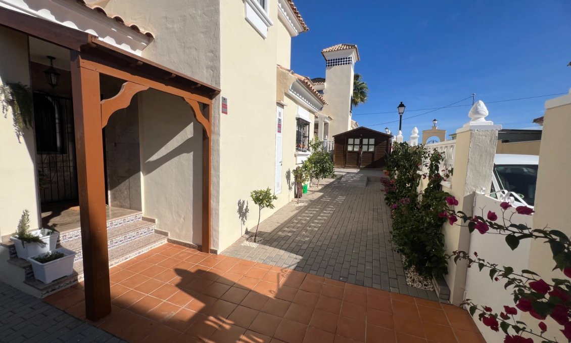 Használt Ingatlanok - Villa -
Algorfa - Inland