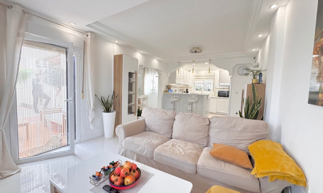 Használt Ingatlanok - Villa -
Algorfa - Inland