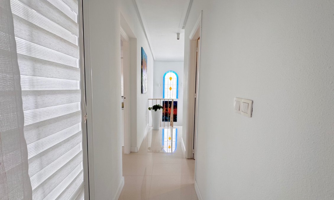 Használt Ingatlanok - Villa -
Algorfa - Inland