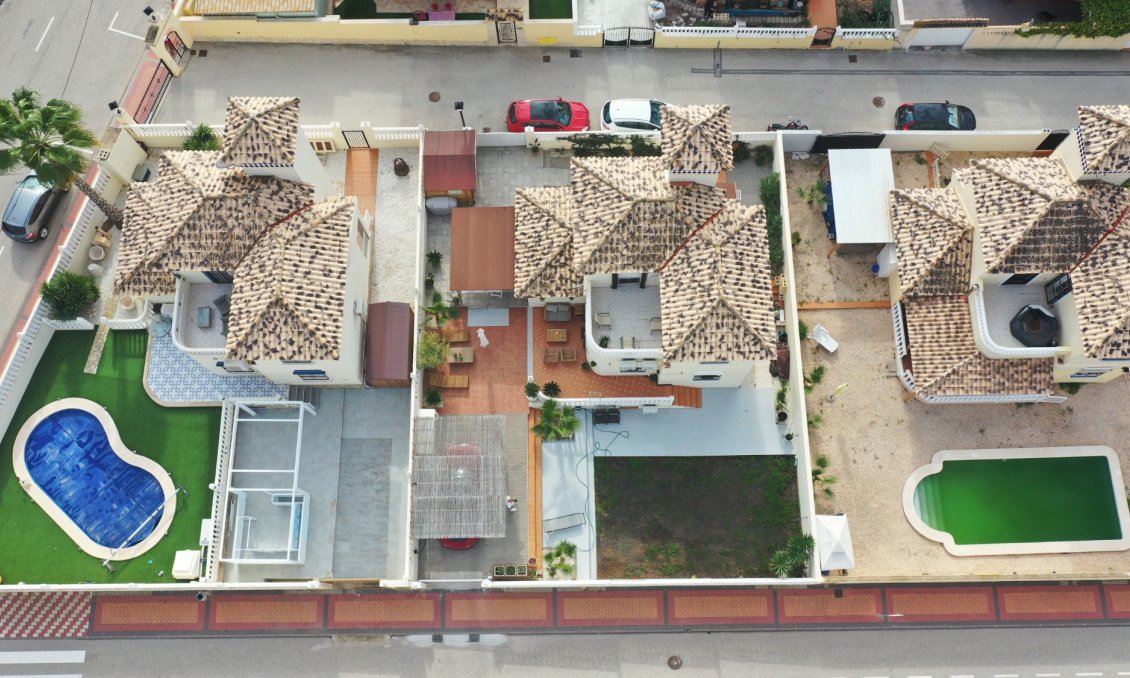 Használt Ingatlanok - Villa -
Algorfa - Inland