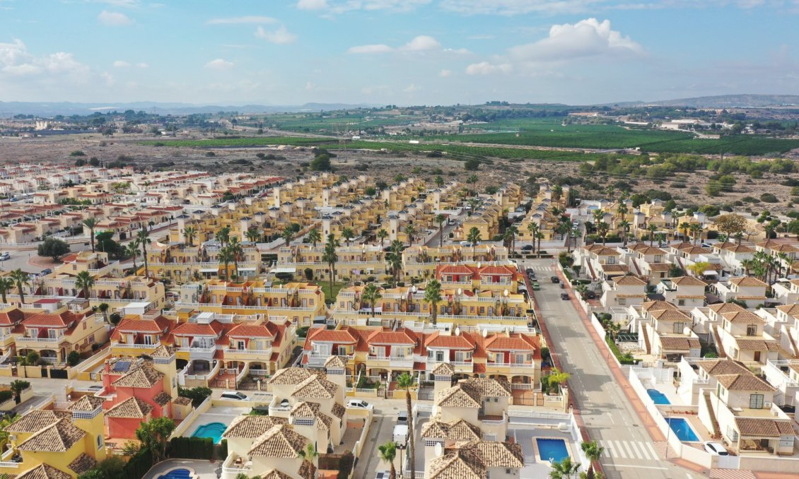 Használt Ingatlanok - Villa -
Algorfa - Inland
