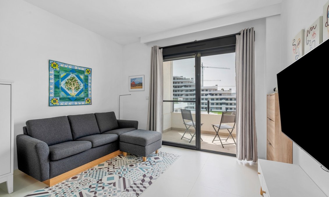 Revânzare - Apartament -
San Miguel de Salinas - Inland