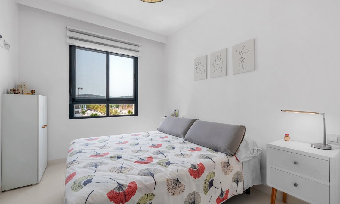 Revânzare - Apartament -
San Miguel de Salinas - Inland