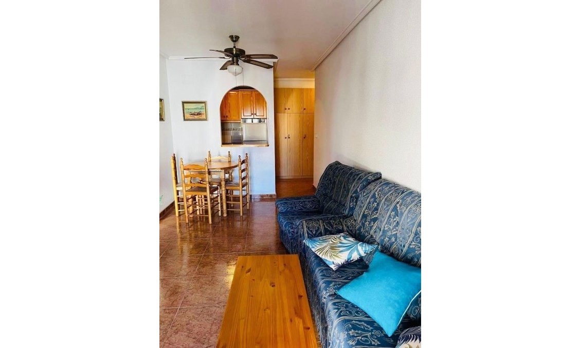 Resale - Apartment -
Torrevieja - El Molino