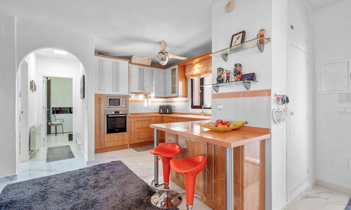 Resale - Villa -
Almoradí - Inland