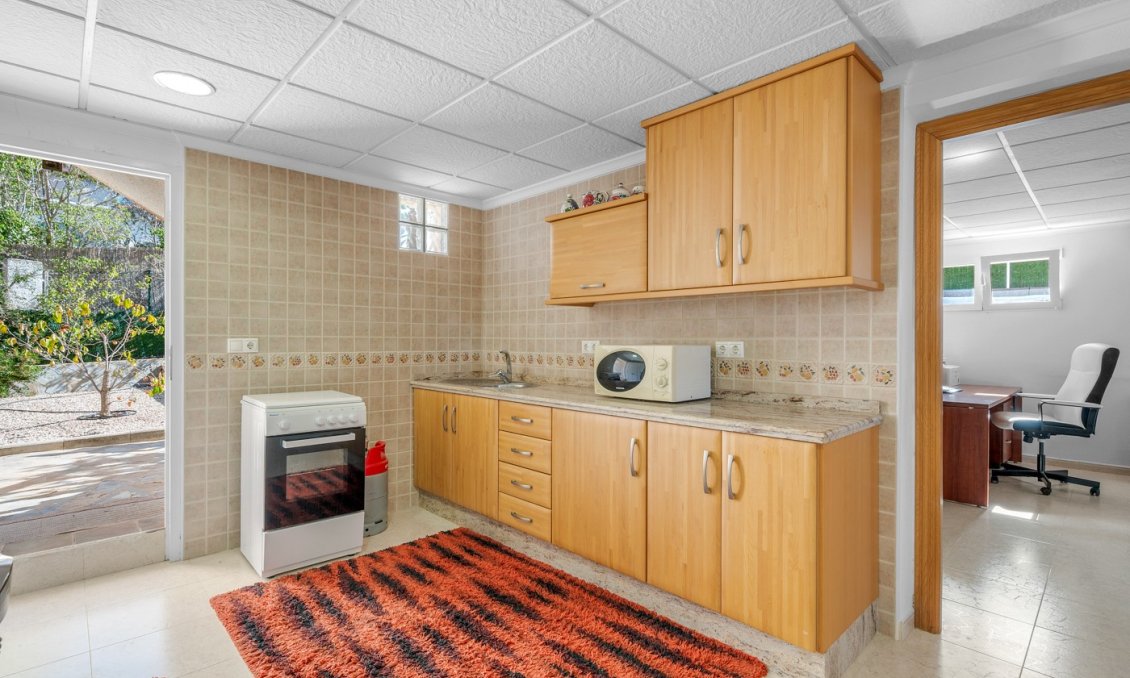 Resale - Villa -
Almoradí - Inland