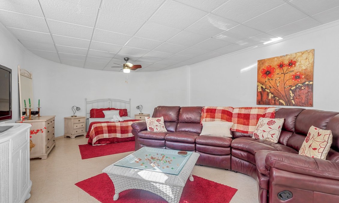 Resale - Villa -
Almoradí - Inland