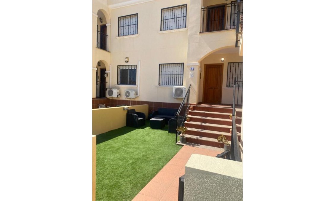 Resale - Apartment -
Algorfa - Costa Blanca