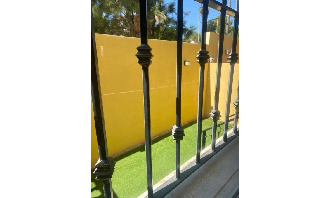 Resale - Apartment -
Algorfa - Costa Blanca