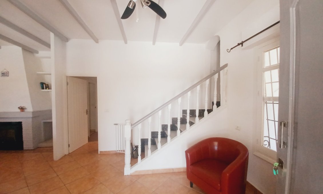 Wiederverkauf - Villa -
Canadas De San Pedro - Inland