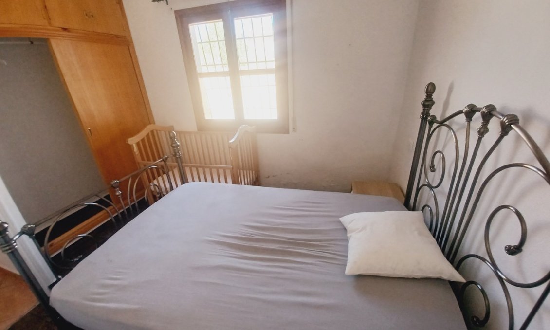 Wiederverkauf - Villa -
Canadas De San Pedro - Inland