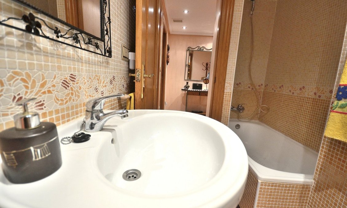 Resale - Penthouse -
Torrevieja - Playa del Cura