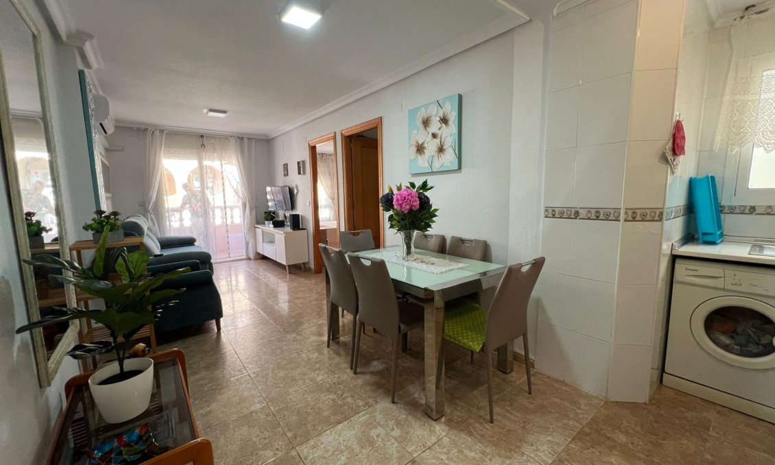 Resale - Apartment -
Torrevieja - Playa de los Locos