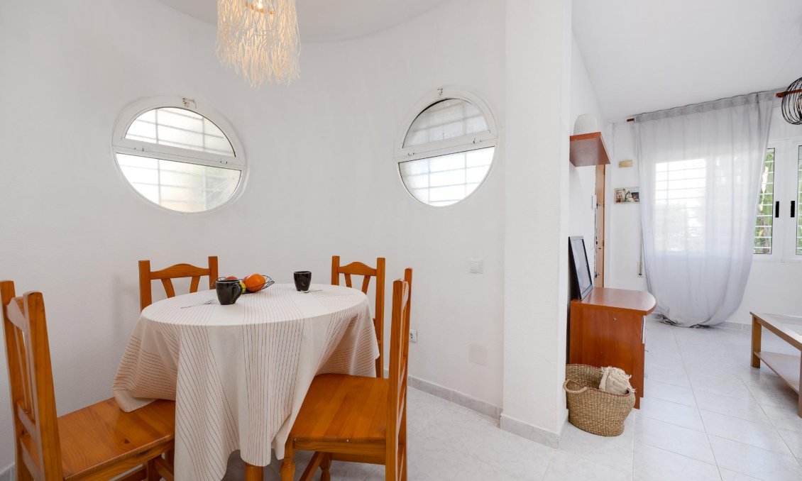 Resale - Town House -
Torrevieja - Paraje Natural
