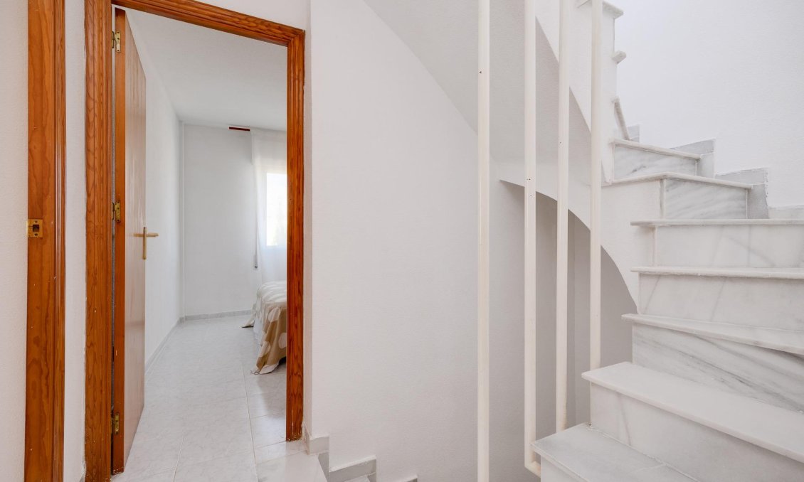 Resale - Town House -
Torrevieja - Paraje Natural