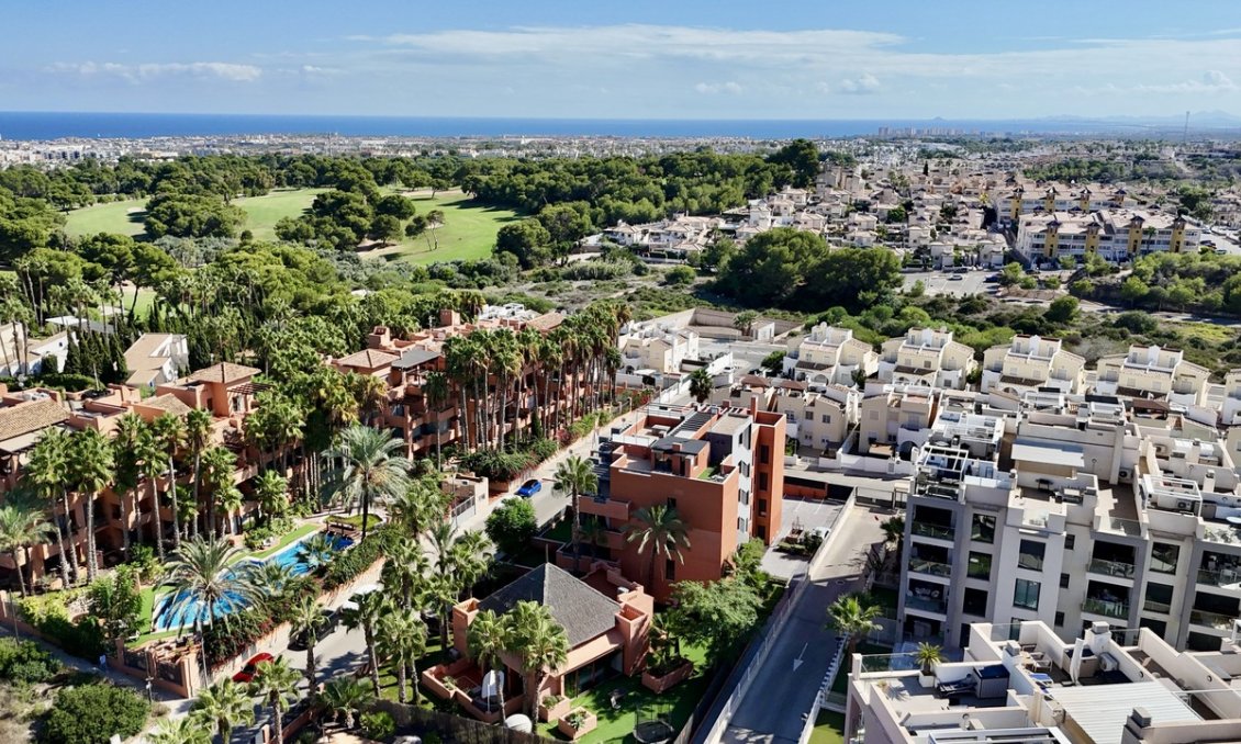 Resale - Apartment -
Villamartin - Costa Blanca