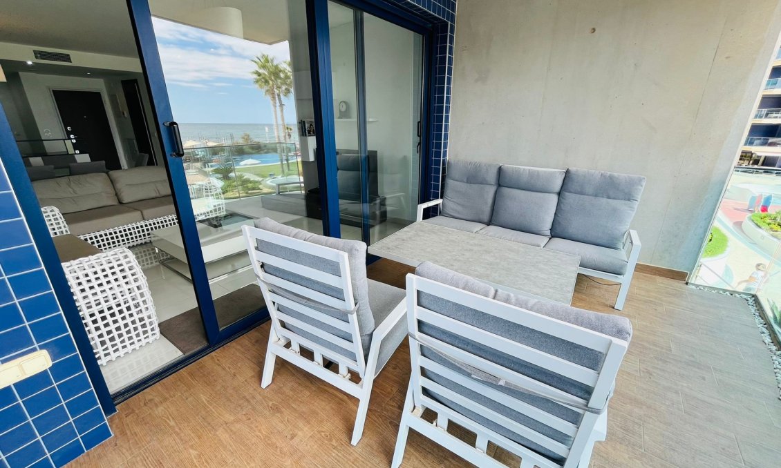 Resale - Apartment -
Punta Prima - Costa Blanca