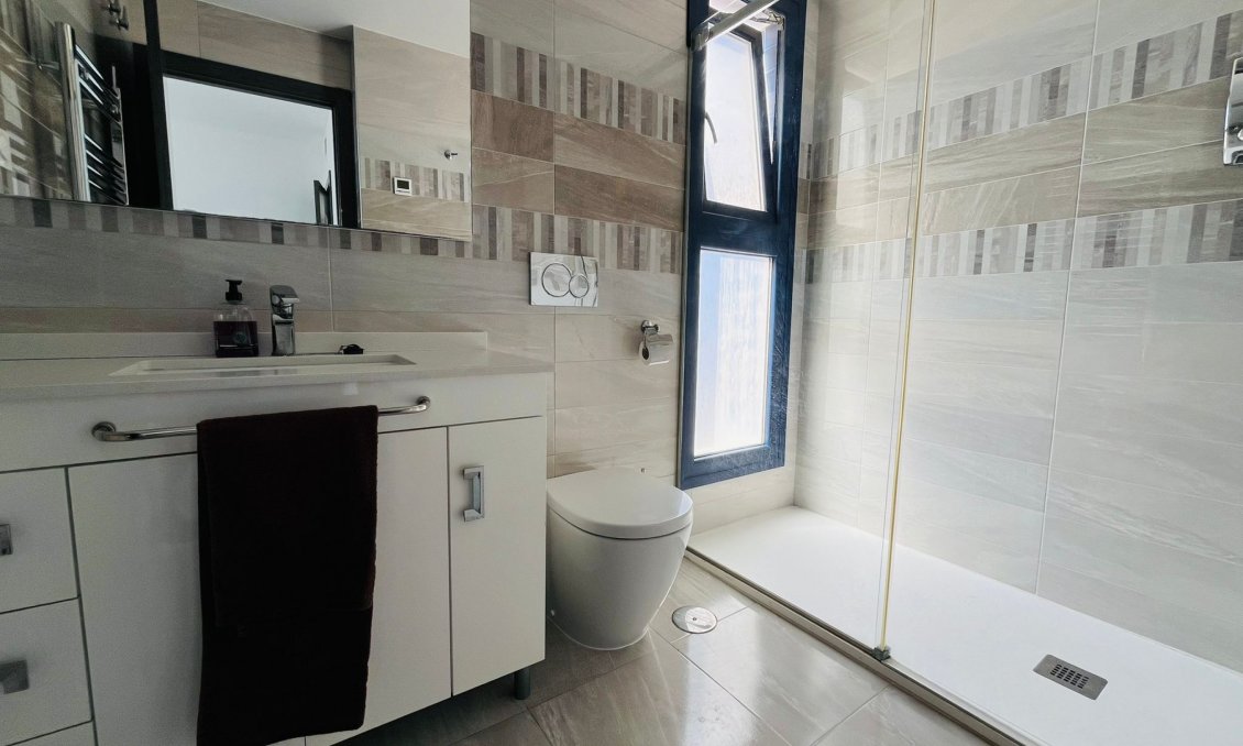 Resale - Apartment -
Punta Prima - Costa Blanca