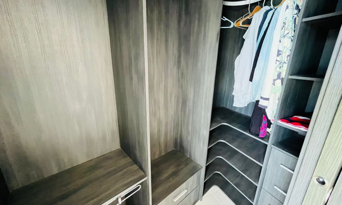 Resale - Apartment -
Punta Prima - Costa Blanca