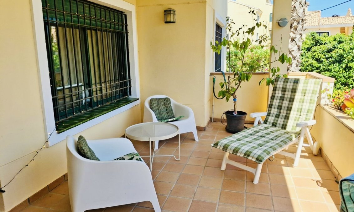 Segunda mano - Apartamento -
Orihuela Costa - Costa Blanca