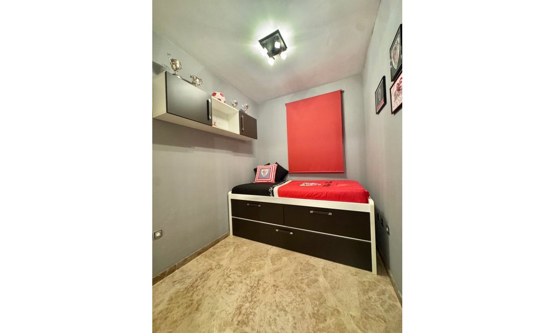 Resale - Apartment -
Benidorm - Costa Blanca