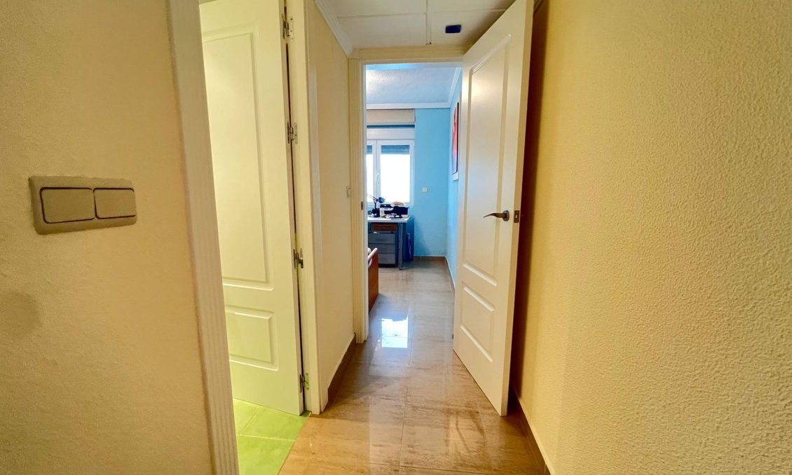 Wiederverkauf - Wohnung -
Benidorm - Rincon De Loix Cruz