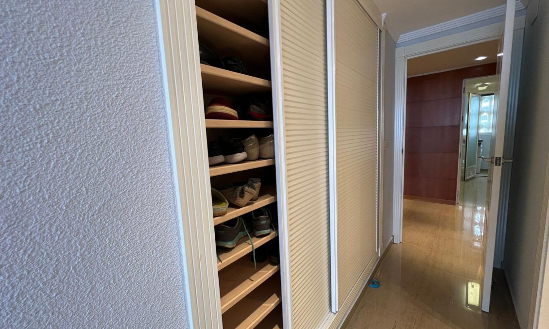 Wiederverkauf - Wohnung -
Benidorm - Rincon De Loix Cruz